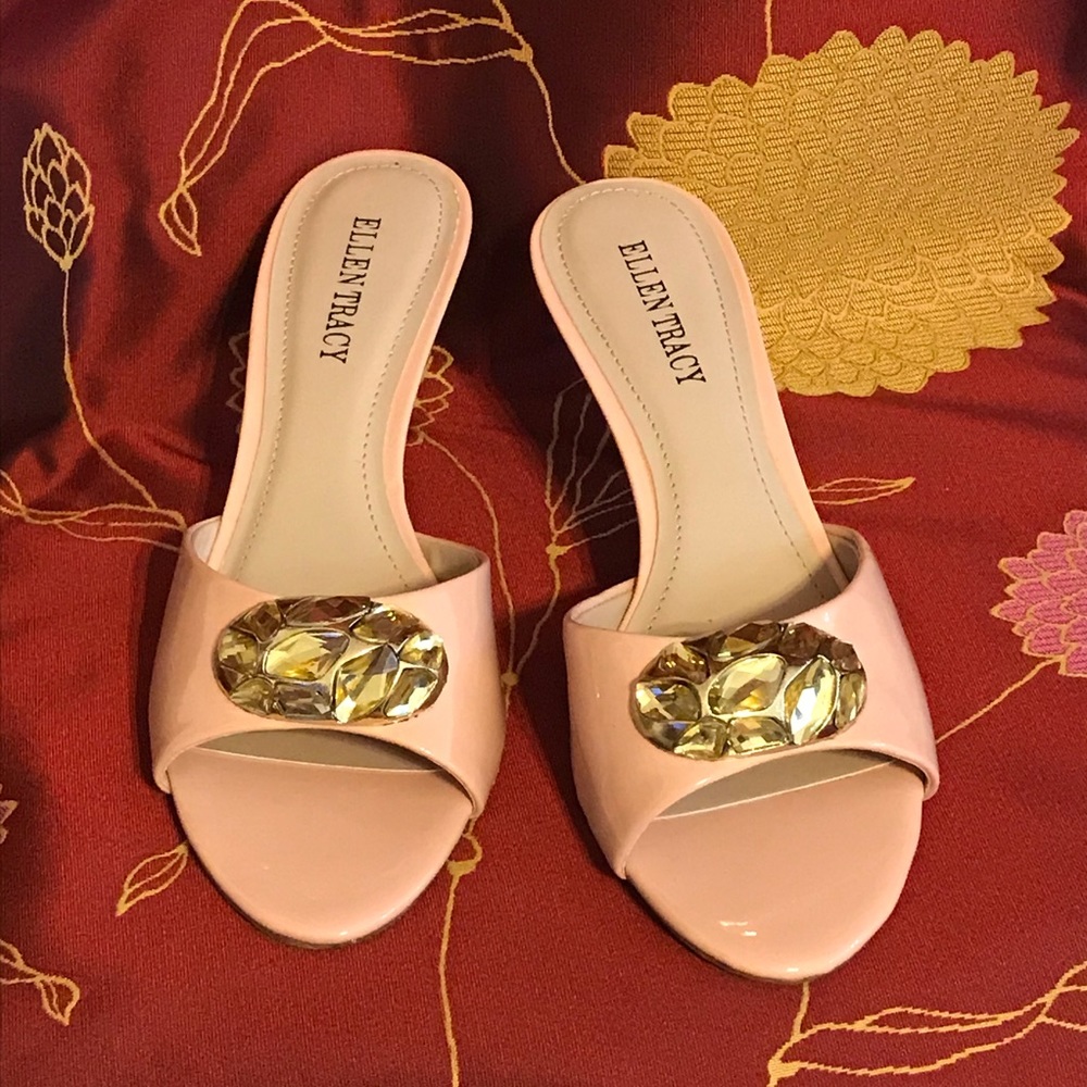 Ellen Tracy Mules